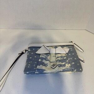 Simply Vera Vera Wang Blue and White Clutch